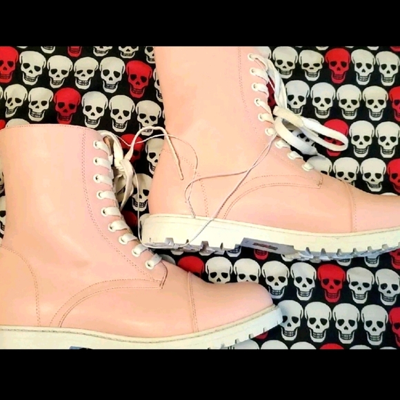 Hot Topic Shoes - Pastel Pink/White Combat Boots NWT